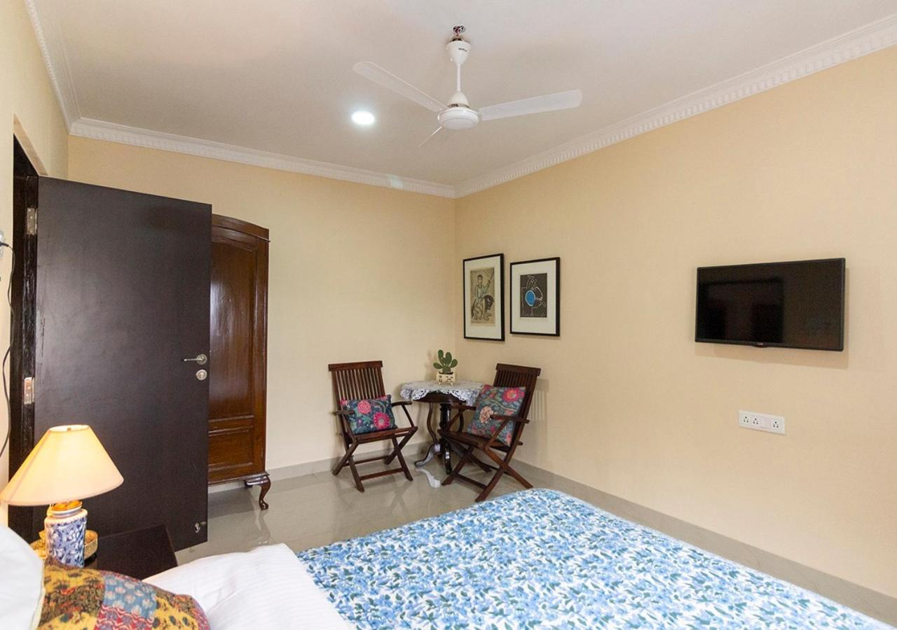 Neelam Bed & Breakfast Calcuta Exterior foto