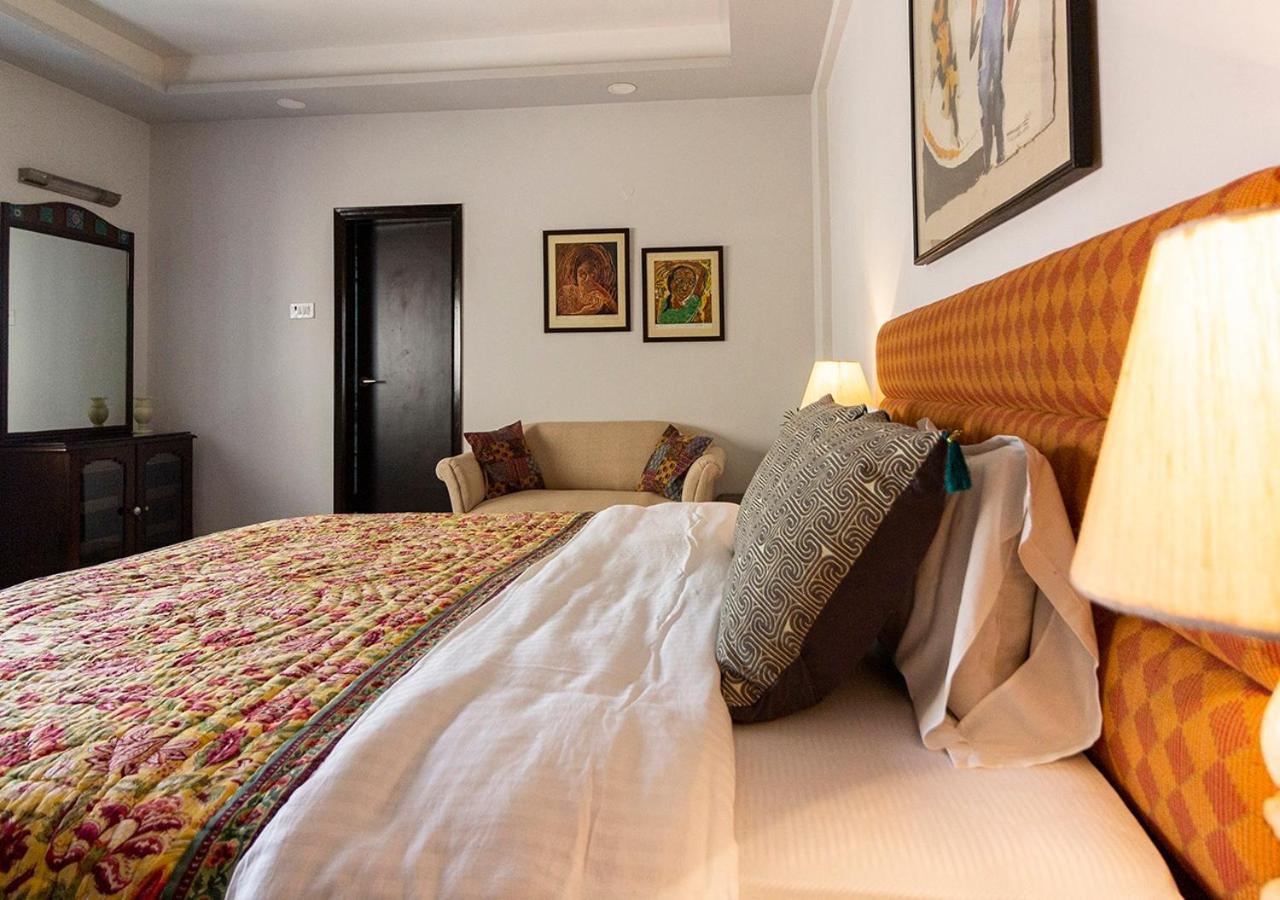 Neelam Bed & Breakfast Calcuta Exterior foto