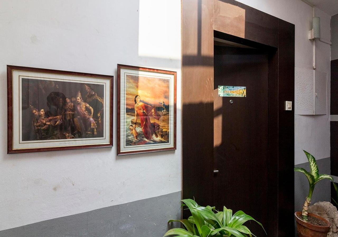 Neelam Bed & Breakfast Calcuta Exterior foto