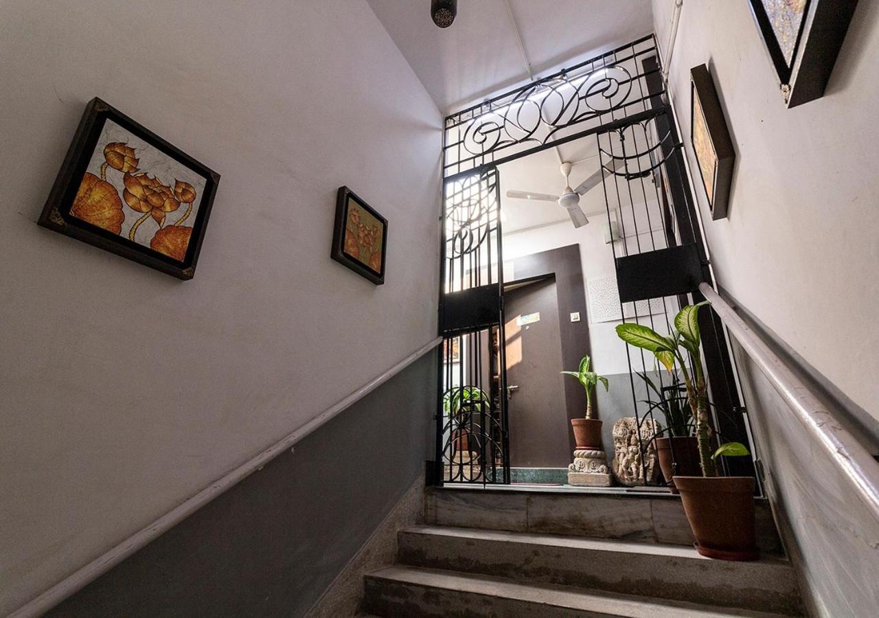 Neelam Bed & Breakfast Calcuta Exterior foto
